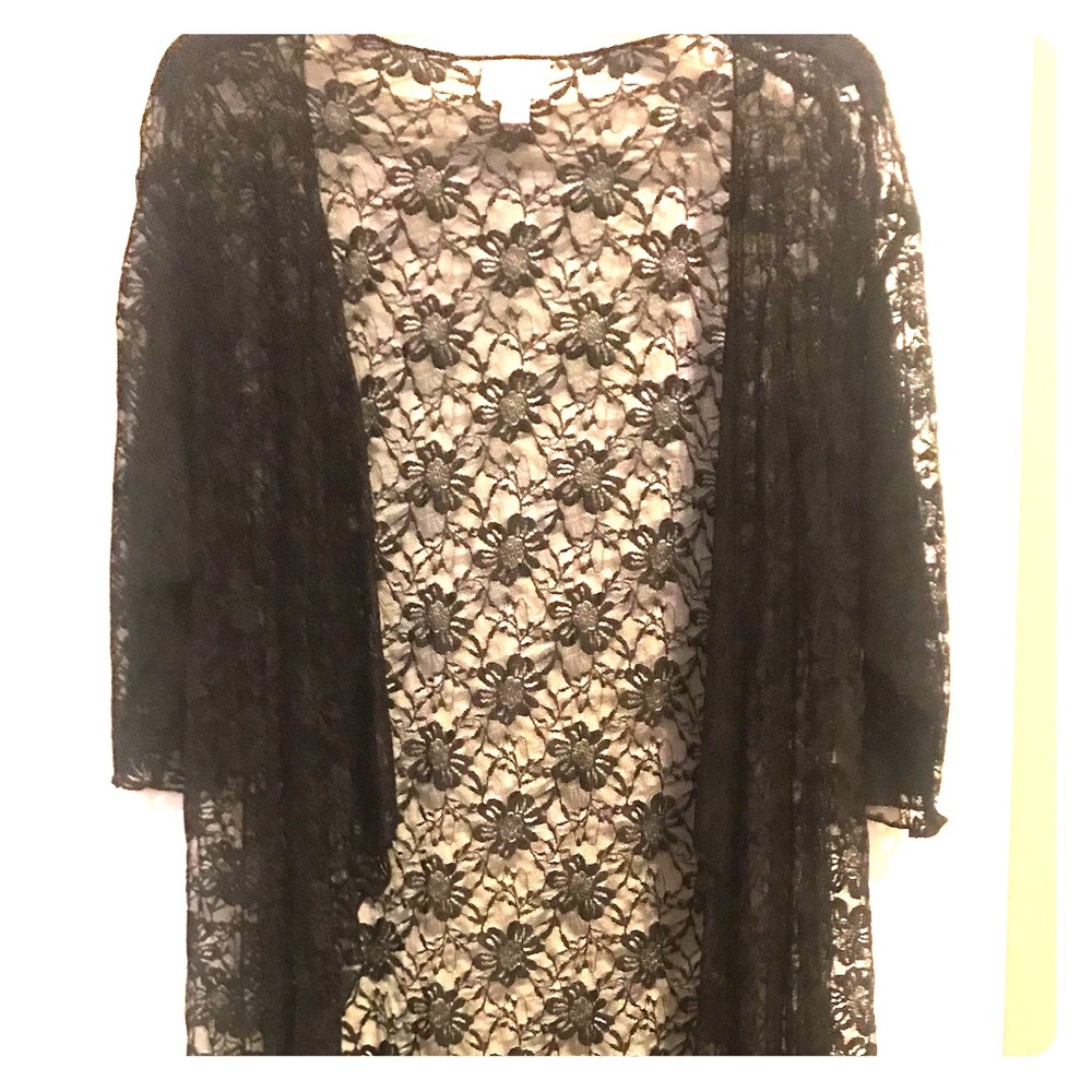 Lularoe Small Black Lace Sarah